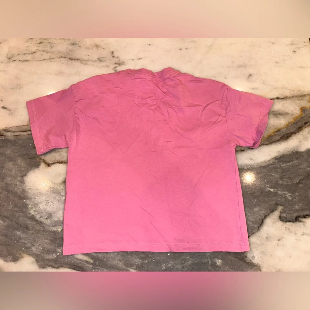 Nike Size Youth Large Loose‎ Fit Cropped Short Sleeve Tee in Pink